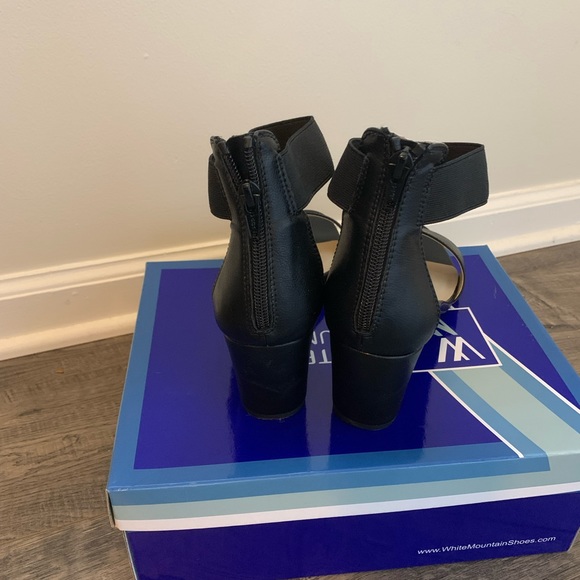White Mountain Black 8.5 M Ermaline Ankle Strap Heels - Picture 4 of 6